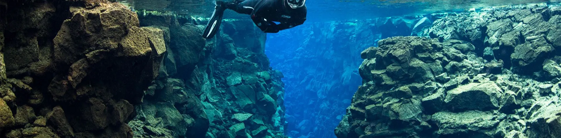 Snorkeling in Silfra Pick-up 8.00 AM/5 hrs (G14)