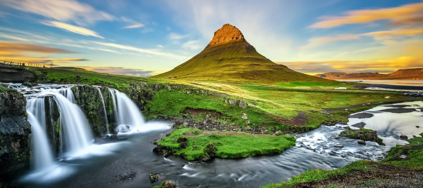 Hand-Picked Iceland Experiences - Vulkan Travel US